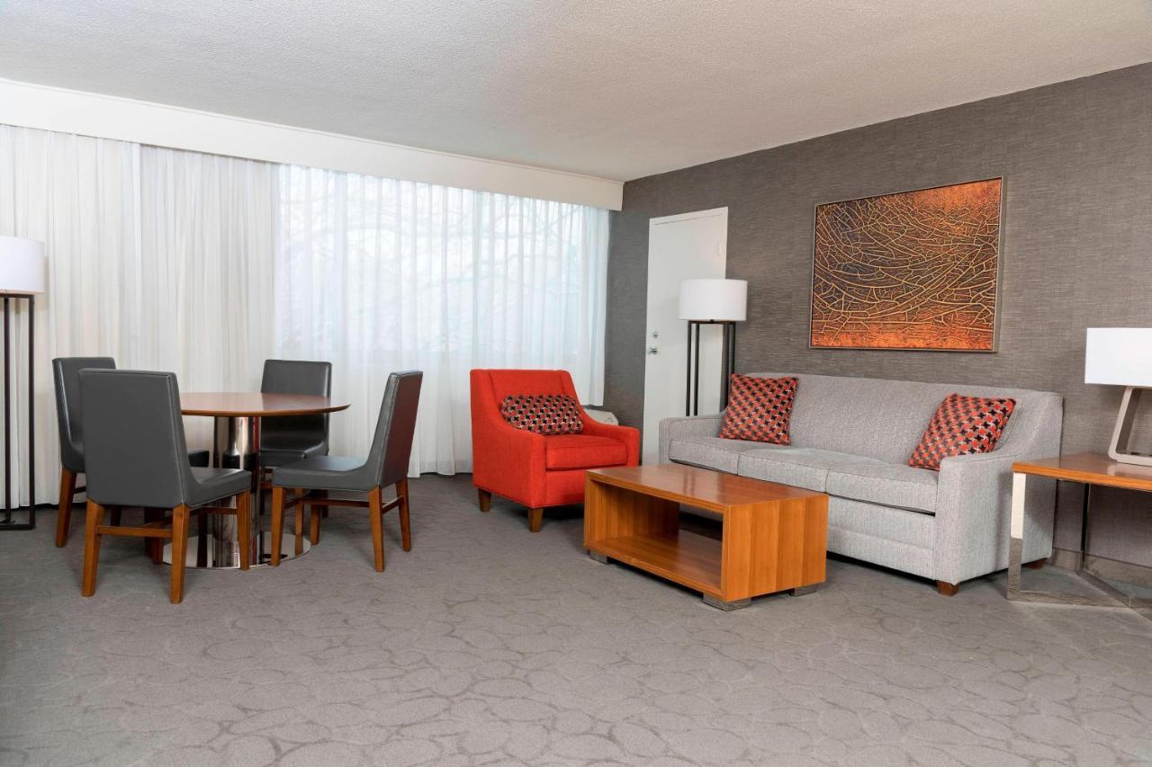Sonesta Hotel Grand Rapids Airport Kentwood Exterior foto
